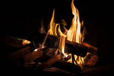 Fire, Fireplace. Unsplash (1)
